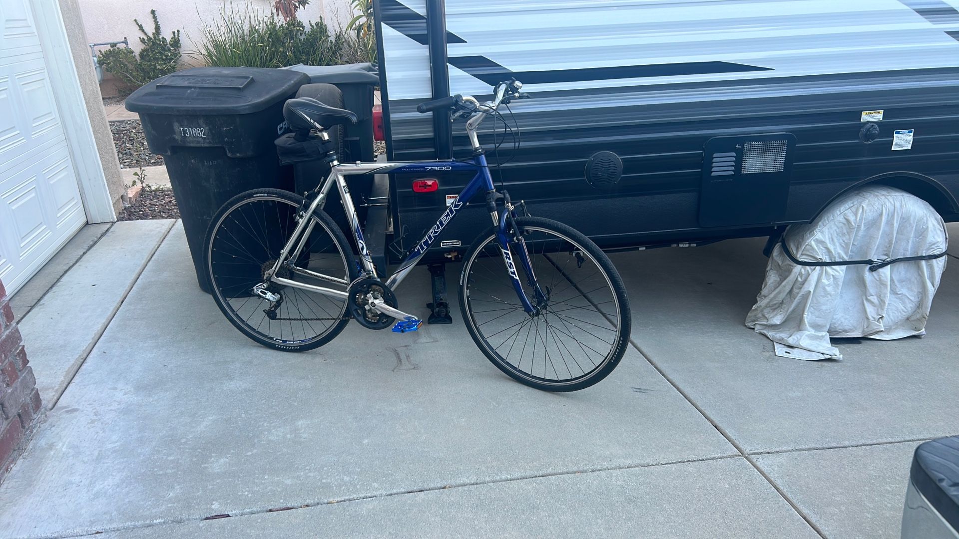 Trek 7300 Hybrid