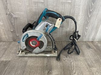 Makita 5377MG Corded 7-1/4” Circular Magnesium Hypoid Saw