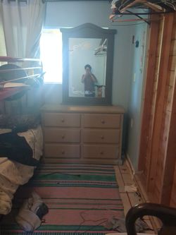 Drawer And Mirrow