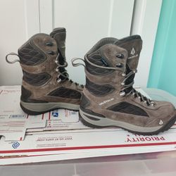 Winter boots - Vasque Pow Pow III Ultra-Dry - Women Size 7