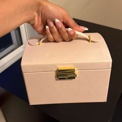 BLUSH PINK JEWELRY BOX