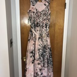 Size 14 Dress .sleeveless Floral Dressy Dress .new With Tags