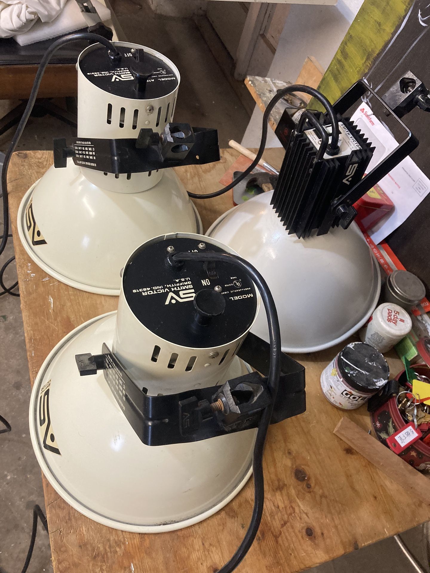 Lot 3 SMITH-VICTOR DELUXE STUDIO STAGE LIGHTS 2 MODEL PL12 1 Model A120