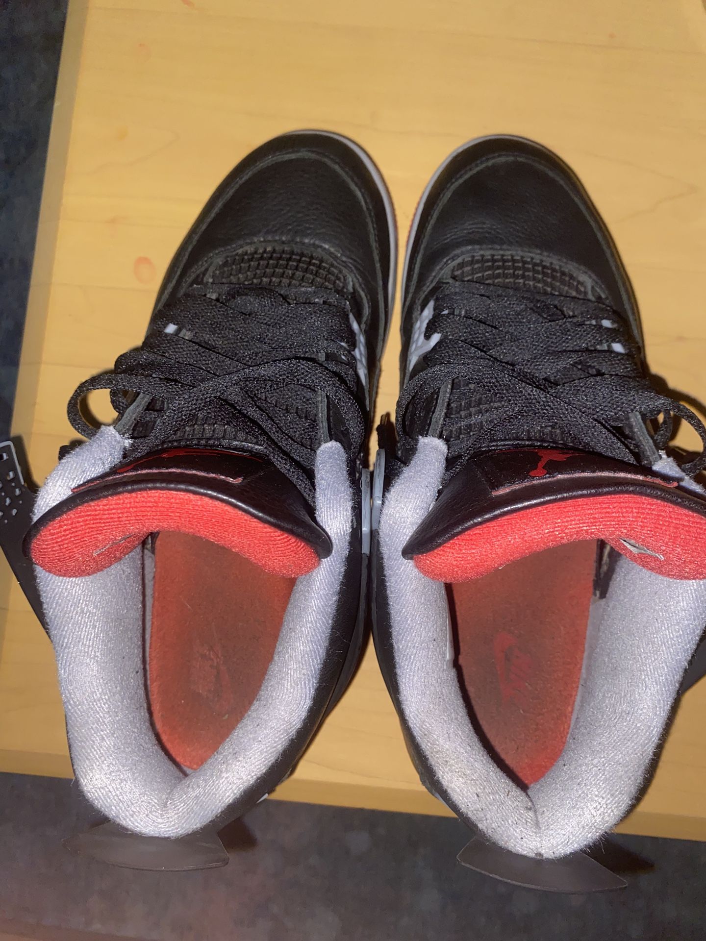Jordan 4s