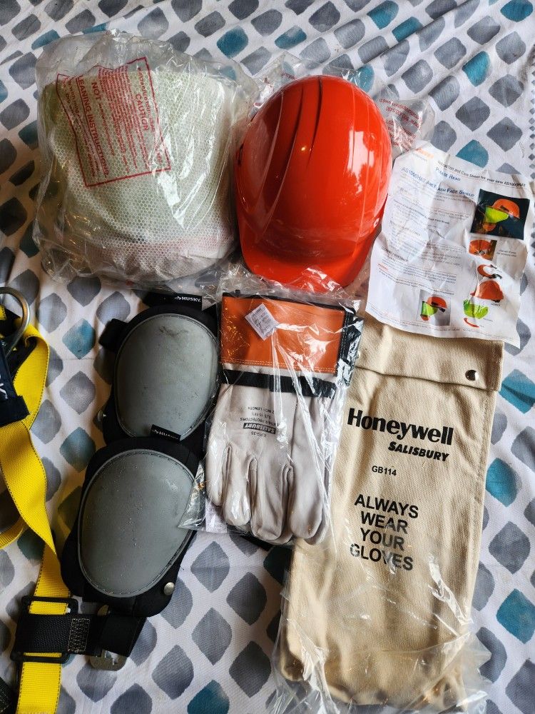 Ark Flash Face Shield Salisbury AS1000, Comes with gloves and knee pads