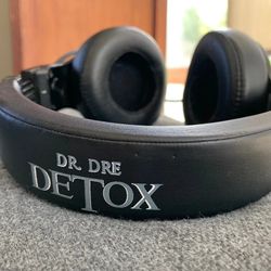 Dr.Dre® Special Edition Premium Headphones