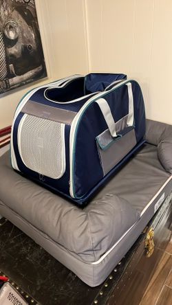 Dog Carrier On Wheels 