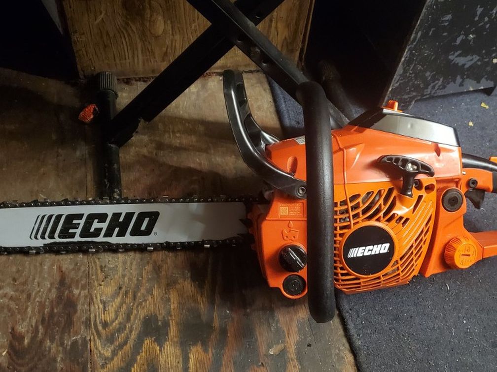 Echo Chainsaw CS-400