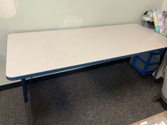 Classroom table
