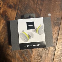 NIB Bose Sport Earbuds