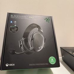 Razer BLACKSHARK v2 PRO Headset (NEW - For XBox, PlayStation, PC, Nintendo)