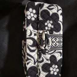 Lilly Pulitzer Quilted Clutch and wallet