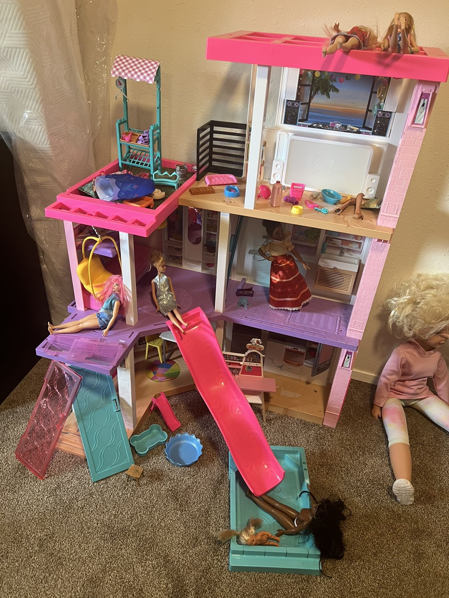 Barbie house toys