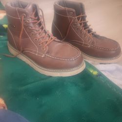 Boots Lugz Brand New 10/Half