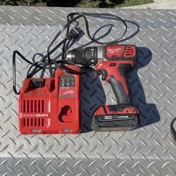 Milwaukee M18 drill with charger