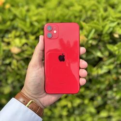 iPhone 11 red  64 GB UNLOCKED. USE ANY CARRIER. Pristine  Like New! condition| 100% battery health. Hablo espanol   