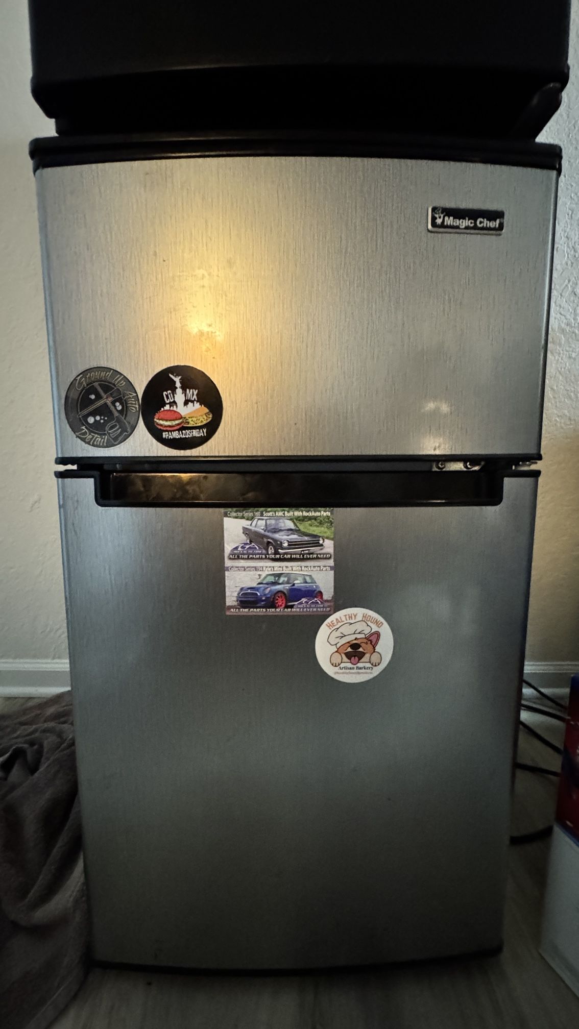 Mini Fridge 