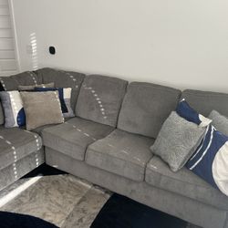 Sectional Couch 
