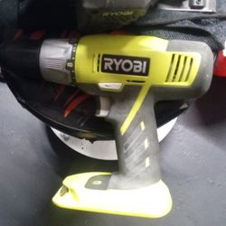 Ryobi Cordless Drill P271