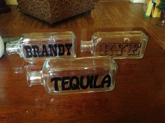 TCW CO. Glass liquor decanters