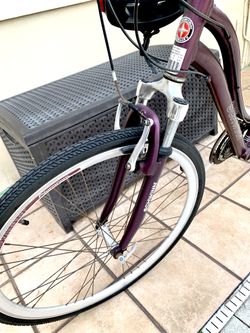 Schwinn Bike - Very Clean - All Works Perfectly