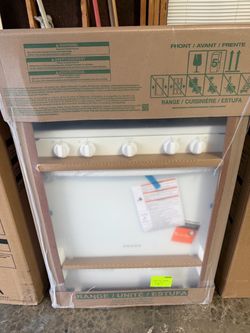 New gas stove and still in box -  Amana (Whirlpool) 30 inch  - white