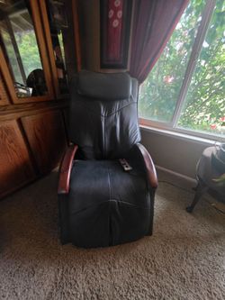 MASSAGE CHAIR- FROM SHARPER IMAGE