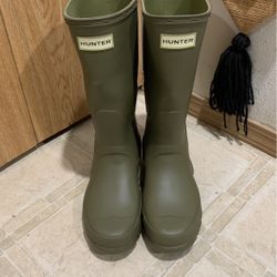 Green Hunter Rain Boots US Size 6