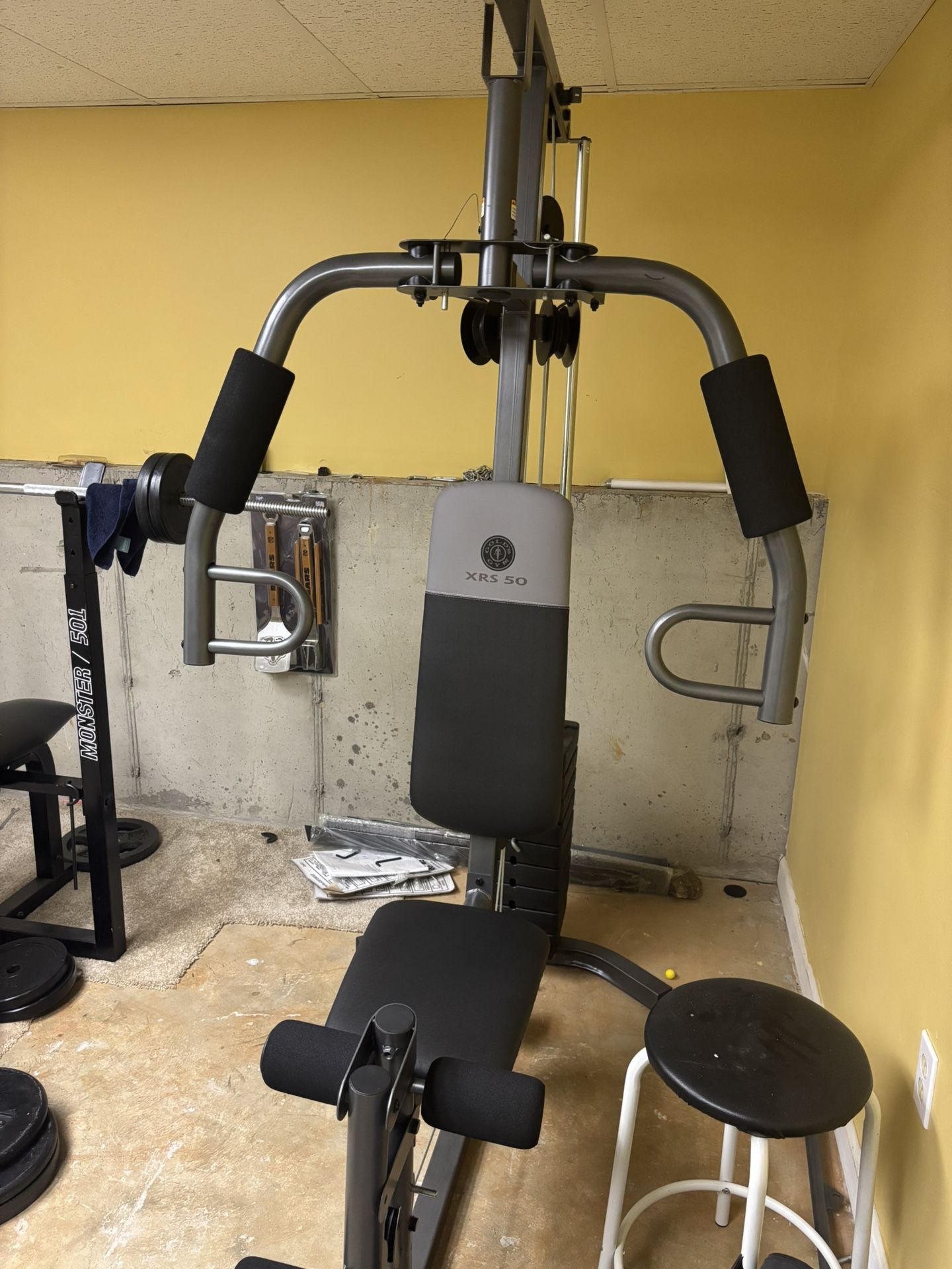 Gold’s Gym XRS 50 Exercise Machine
