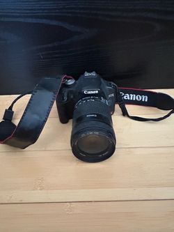 Canon Rebel T1i EFS18-135mm Lens Camera