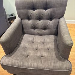 Arm/ Accent Chair