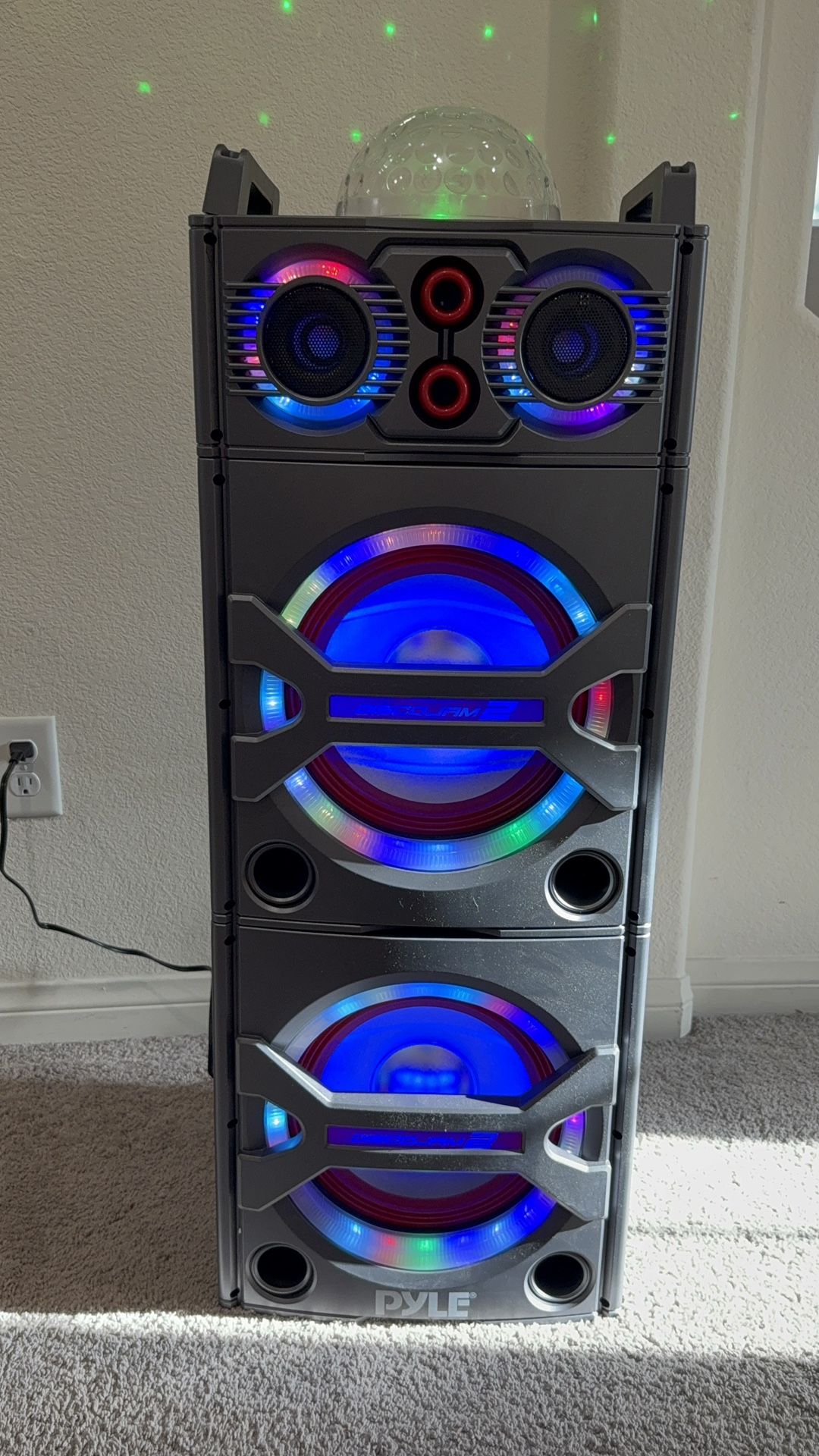 Pyle Portable Bluetooth PA Speaker System - 2000W Active powered Outdoor Bluetooth Speaker Portable PA System w/ Microphone In, Party Lights, USB SD C