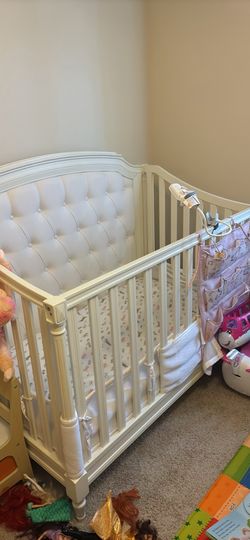 Great crib with mattress