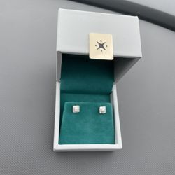 Diamond And Gold Earrings 