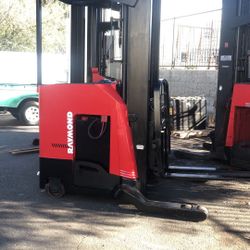 2005 Raymond Double Reach Forklift 