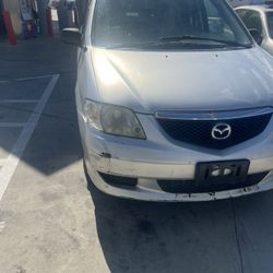 2003 Mazda MPV