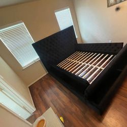 "Paris Platform Bed With Storages Blue/Black/Grey/Pink Queen/King New In The Box Same FAST DELIVERY!
"
