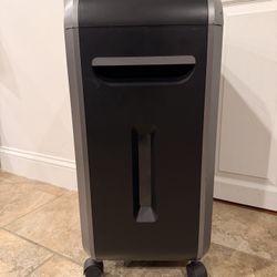 Fellowes 99Ci Jam-Proof Cross-Cut Paper Shredder – 18-Sheet – Heavy Duty