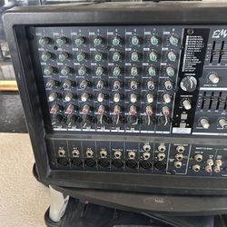 Yamaha Power Mixer