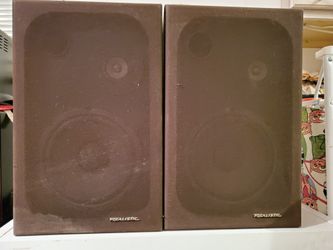 Realistic Sound Speakers