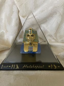 Vintage Collection Of Hatshepsut 