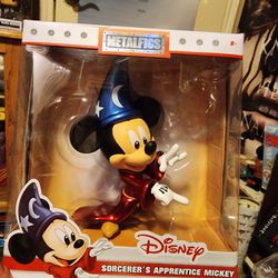 Mickey Mouse Fantasia Metalfigs 8" Figurine