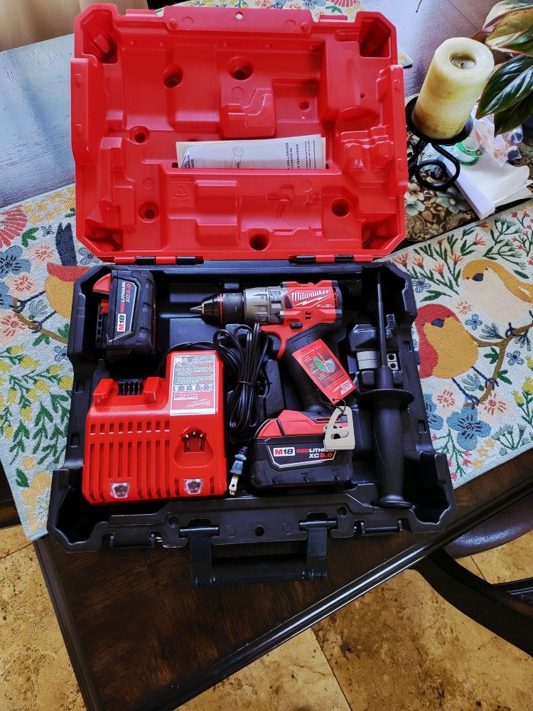 Milwaukee M18 FUEL 18V Lithium-Ion Brushless Cordless 1/2 in. Hammer Drill Driver Kit with Two 5.0 Ah Batteries and Hard Case