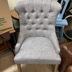 Fancy A** Chair