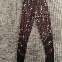 Black and Burgundy Patterned Leggings