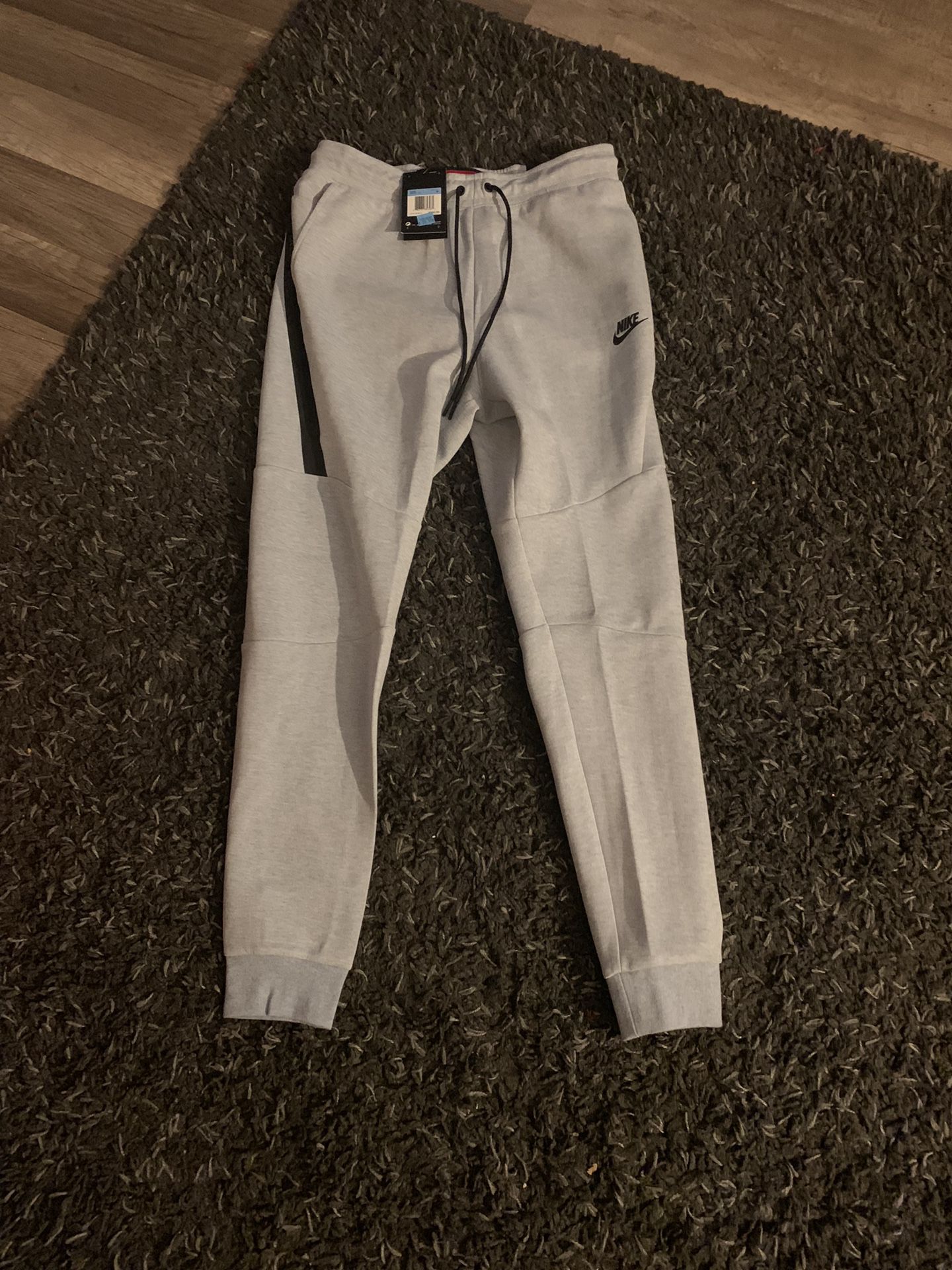 Nike Tech Pants glacier grey for Sale in San Lorenzo, CA - OfferUp
