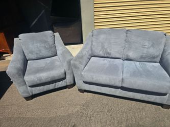 Bue/gray couch set