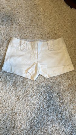 Women's White Shorts 27 Guess new no tags 