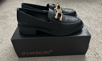 New womens loafers sz 8