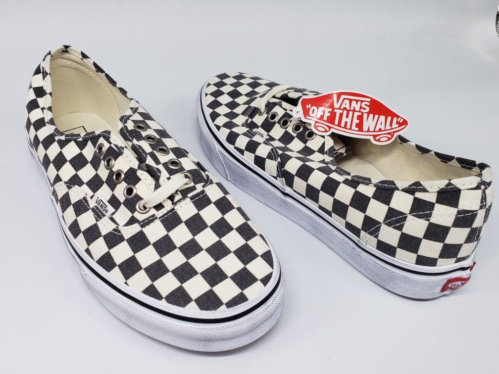 New-Vans Authentic Checkerboard Skate Shoes VN0A2Z5IHQE
Asphalt Gray / Off White - MULTIPLE SIZES AVAILABLE ASK